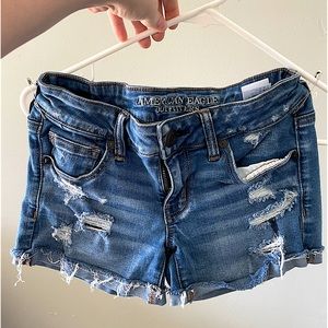 American Eagle Distressed Shorts, Size 4, Super Stretch